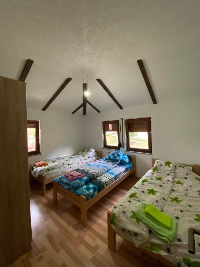 Shpija E Gjyshit Vuthaj Hotel Gusinje Luaran gambar