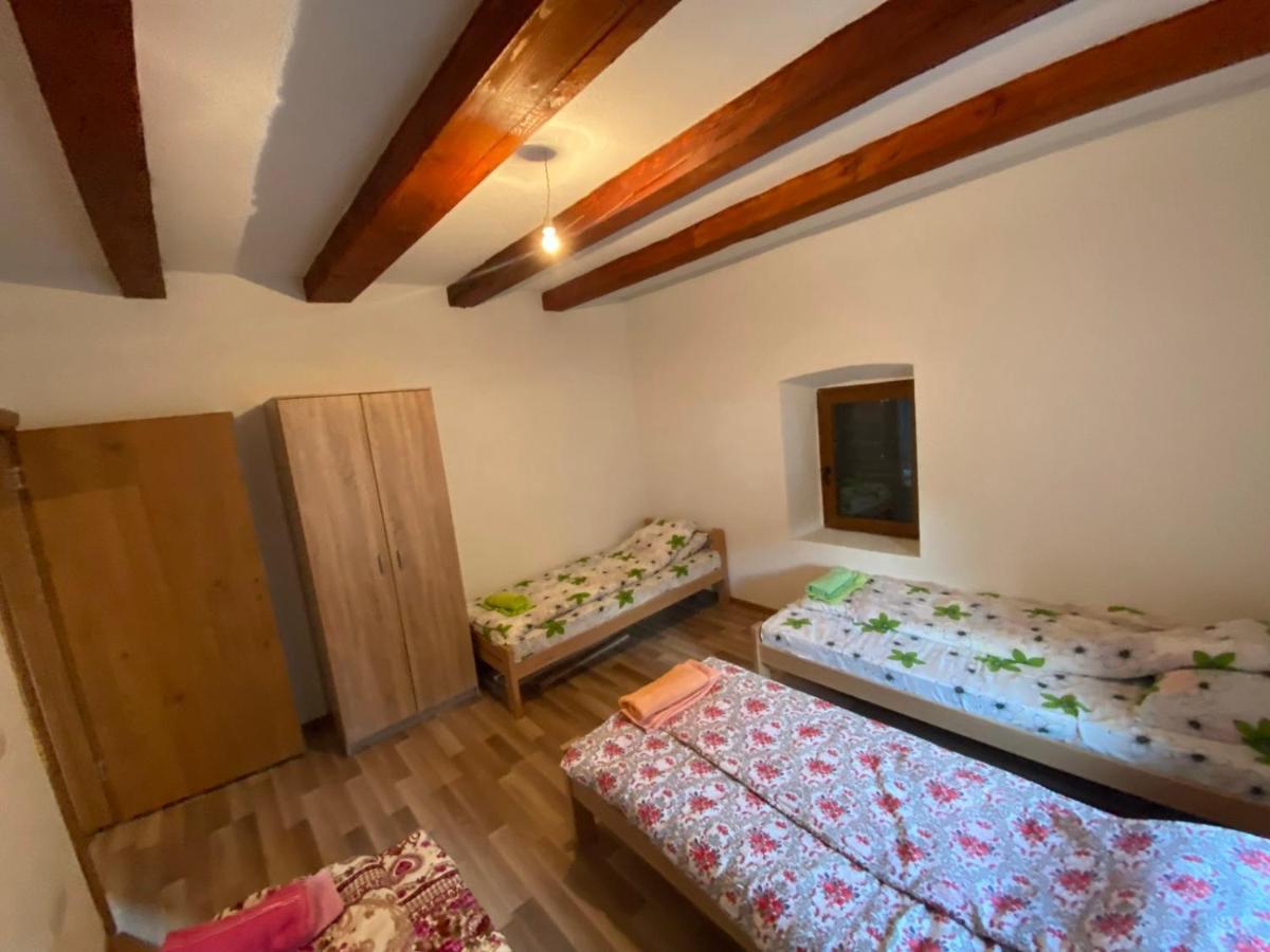 Shpija E Gjyshit Vuthaj Hotel Gusinje Luaran gambar