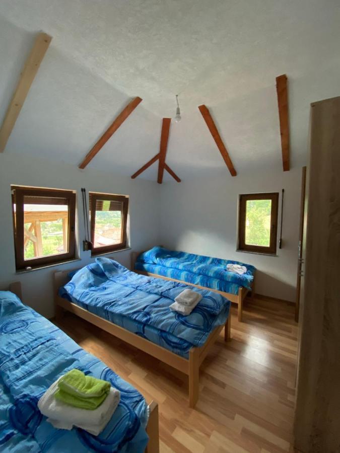 Shpija E Gjyshit Vuthaj Hotel Gusinje Luaran gambar